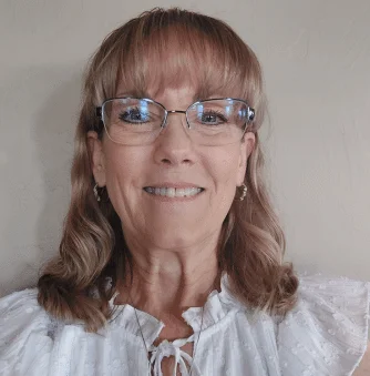 Image for instructor Lynne Size