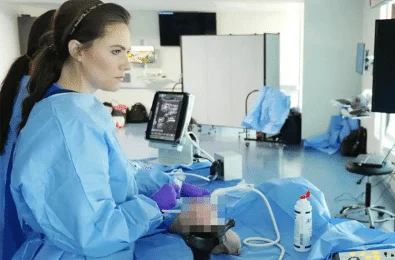 Maverick Medical Education In person lab training with students.