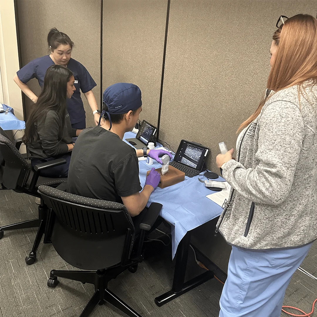 Onsite lab with students training.