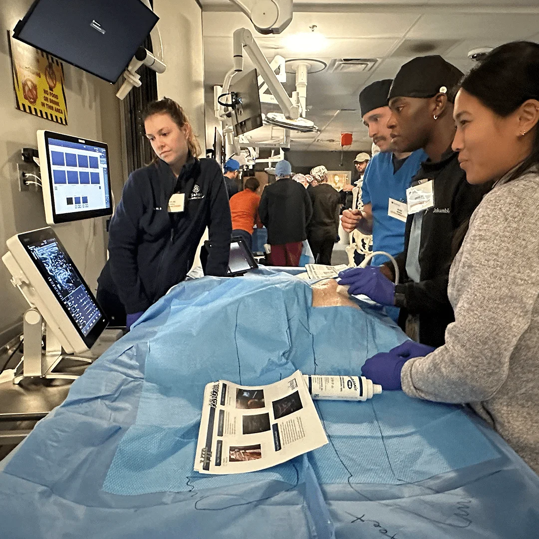 Onsite lab with students training.